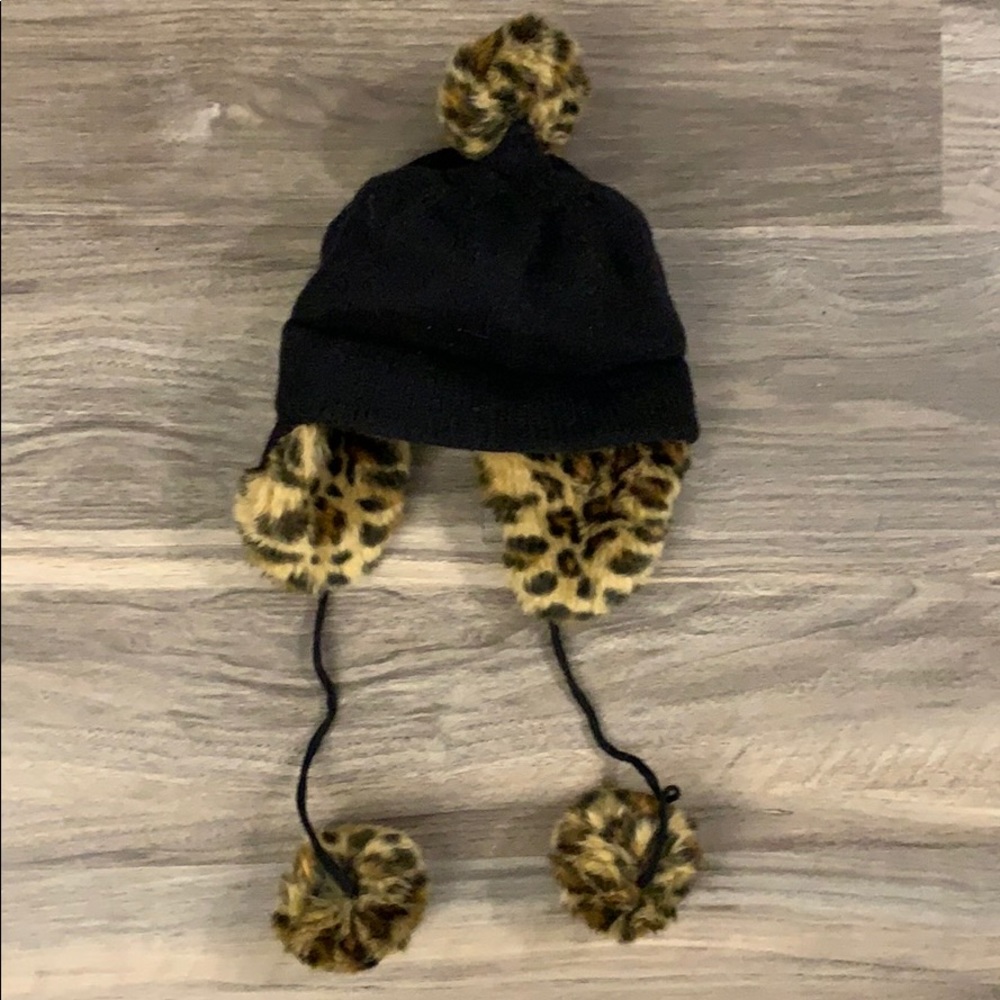 Kate spade leopard print beanie 🐆
